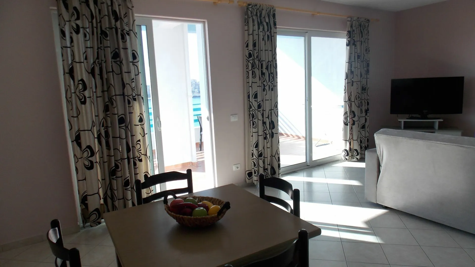 Hotel Serxho Sarande